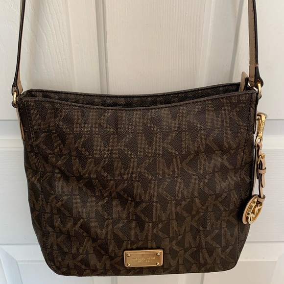 Michael Kors monogrammed crossbody bag - Picture 2 of 13